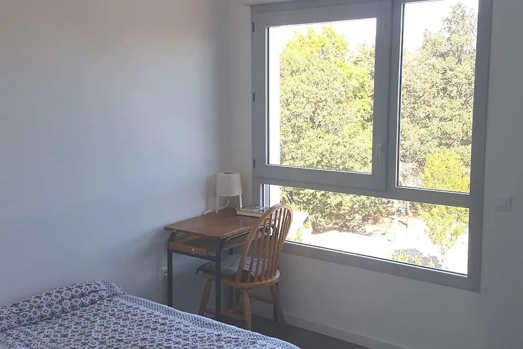 Chambre privée chez l'habitant dans un appartement T3 Rennes 0*,  France