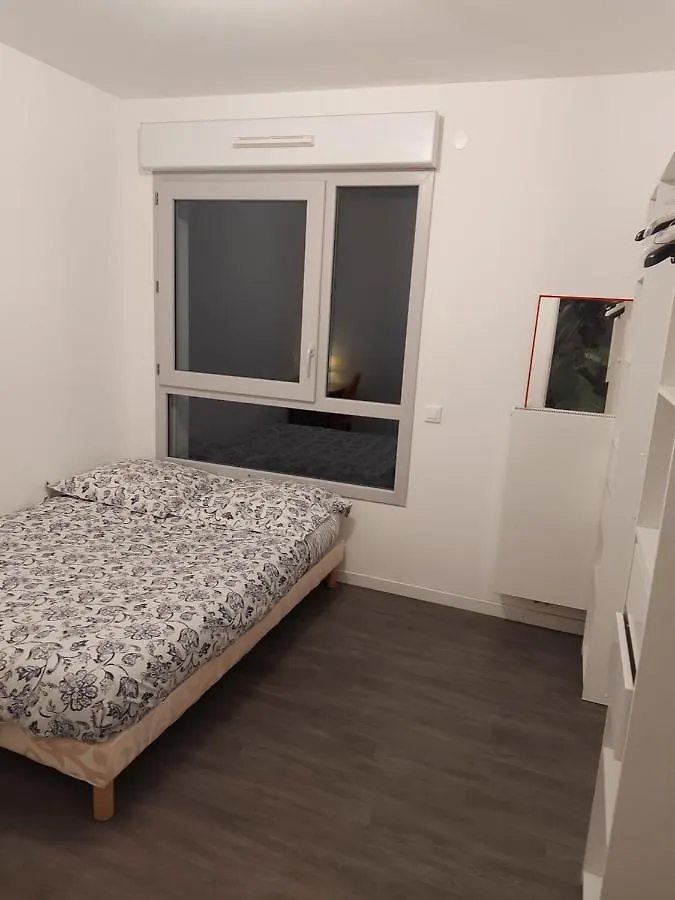 Chambre privée chez l'habitant dans un appartement T3 Rennes