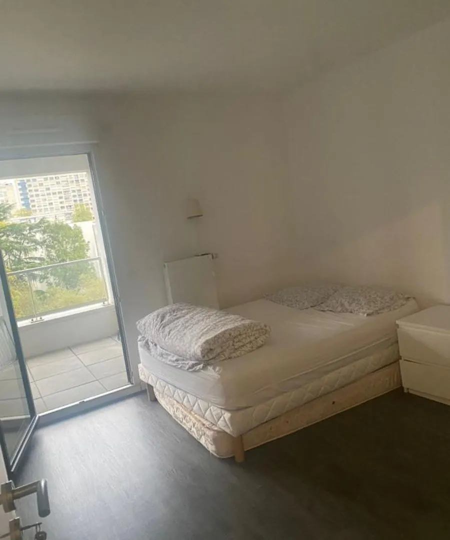 Chambre privée chez l'habitant dans un appartement T3 Rennes