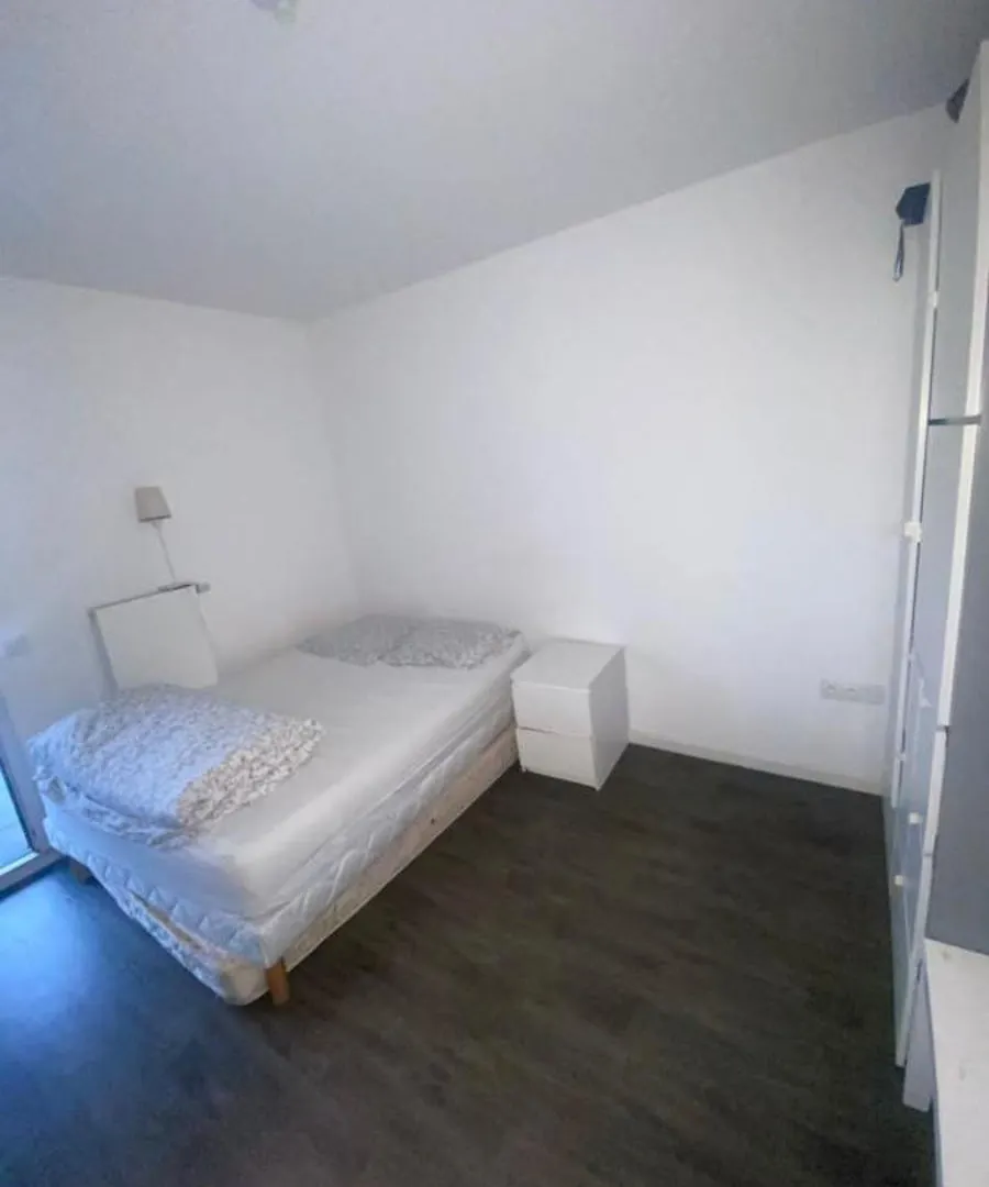 Chambre privée chez l'habitant dans un appartement T3 Rennes France
